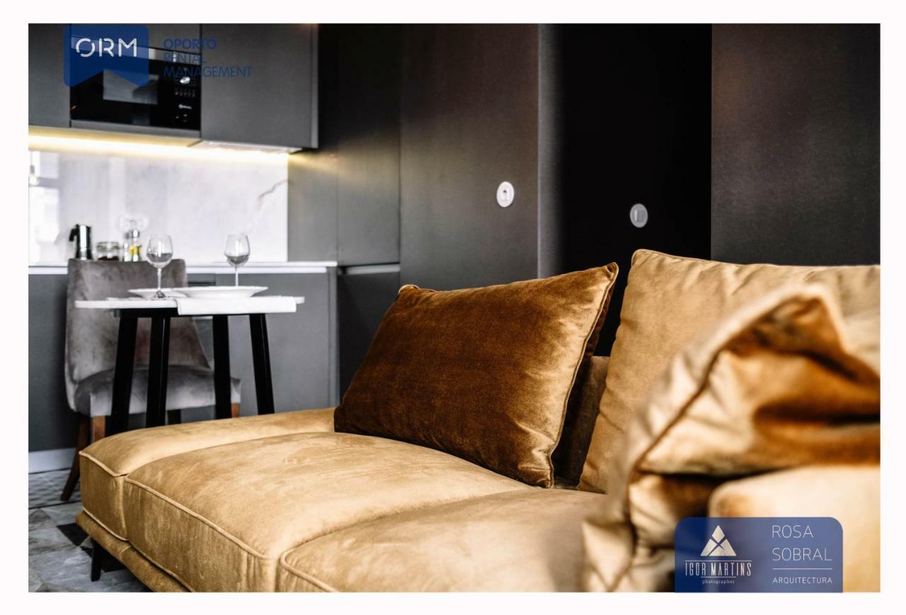 Orm - Camoes Apartment Porto Eksteriør billede